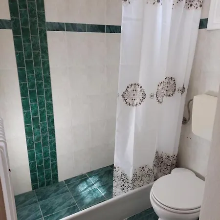 Summerandros Meliti Lámira