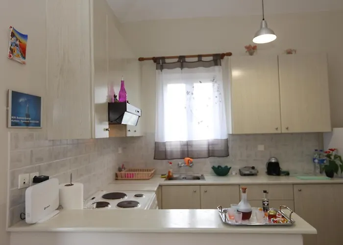 Daire Summerandros Meliti Lámira