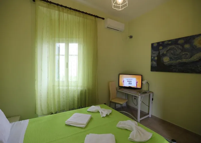 Daire Summerandros Meliti Lámira