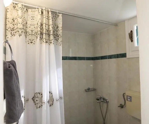 Summerandros Meliti Daire Lámira