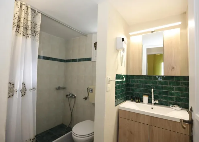 Summerandros Meliti Lámira