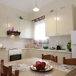 Summerandros Meliti Lámira