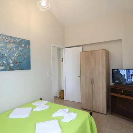 Summerandros Meliti Apartment Andros Town
